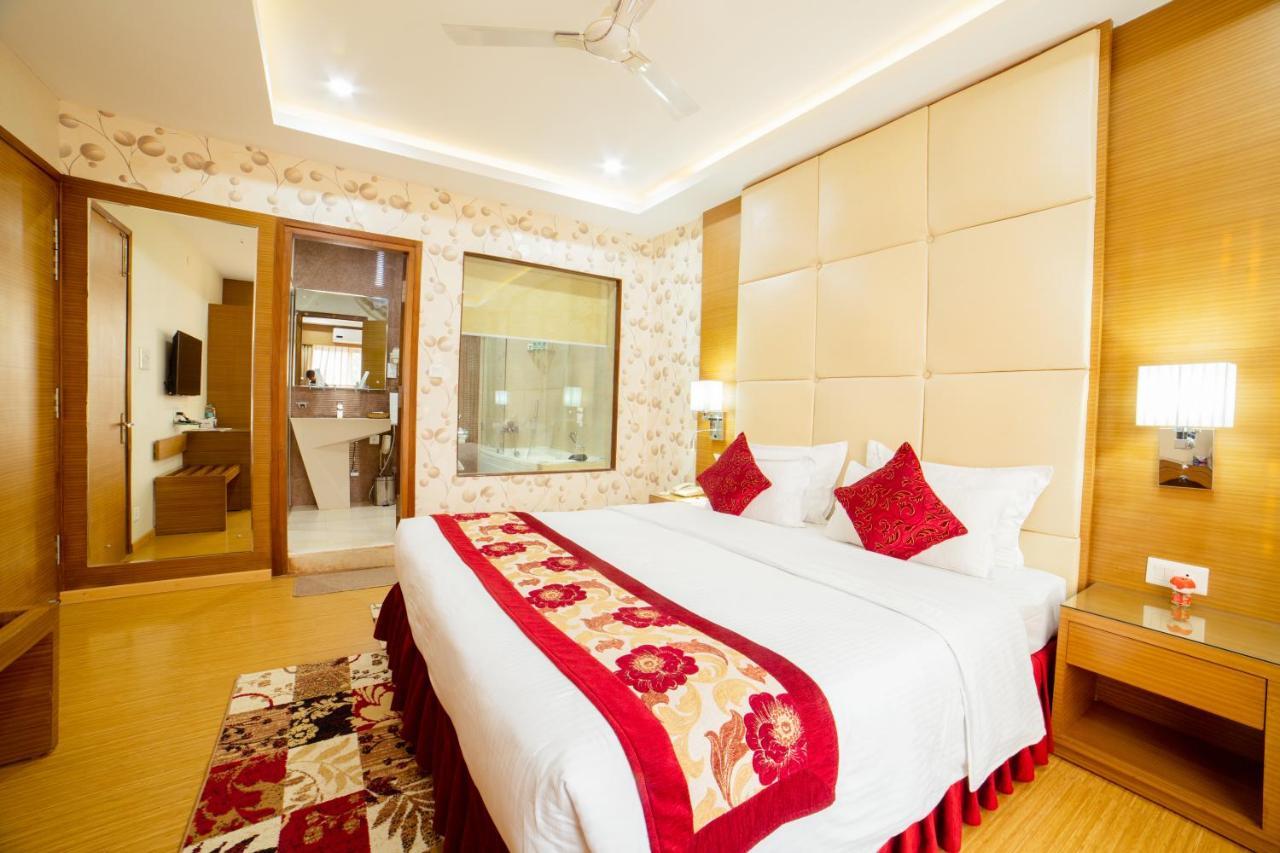 Hotel Harrison Palace Μπιρατναγκάρ Εξωτερικό φωτογραφία