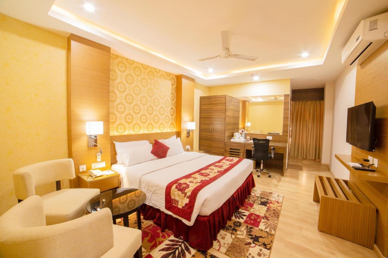 Hotel Harrison Palace Μπιρατναγκάρ Εξωτερικό φωτογραφία