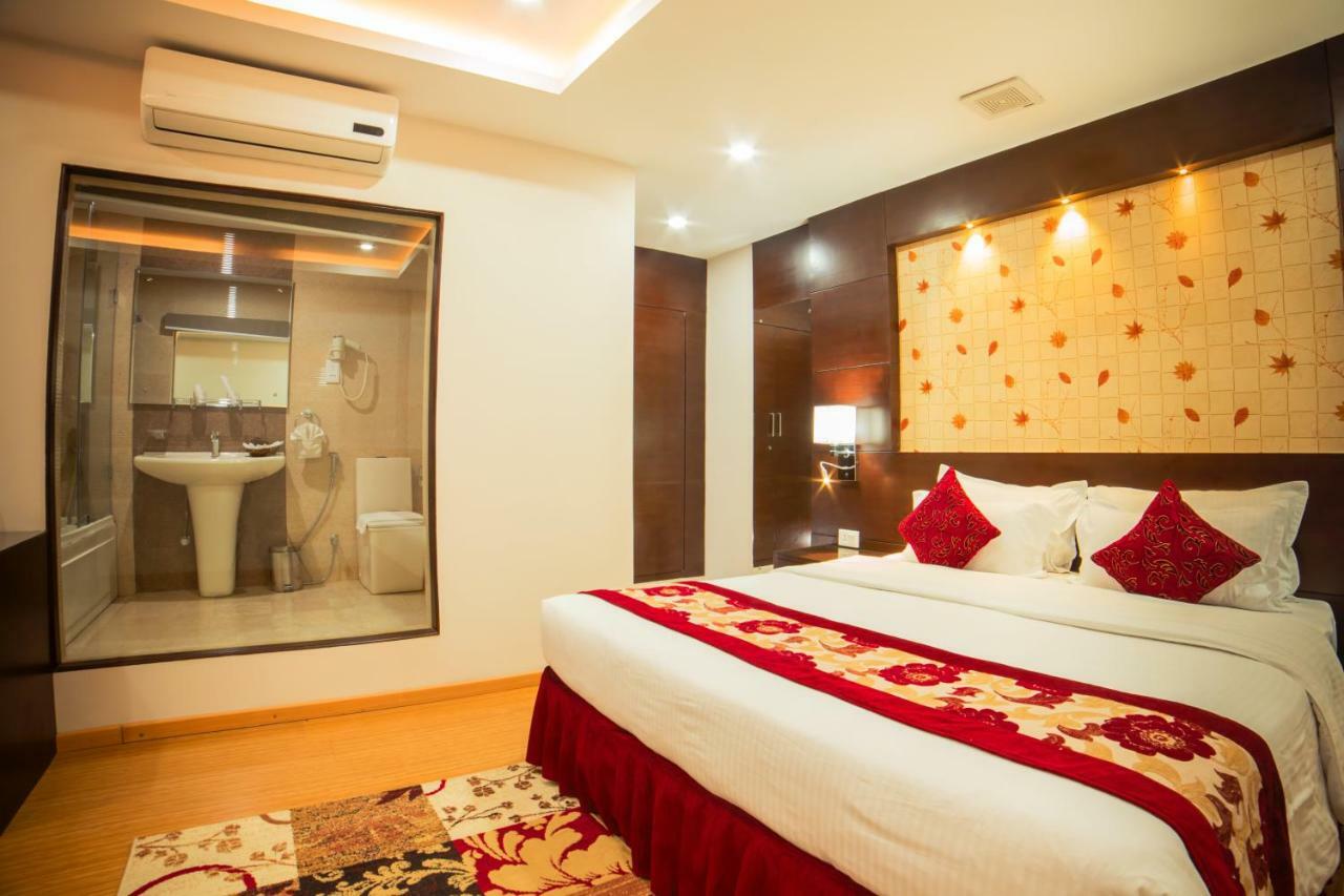 Hotel Harrison Palace Μπιρατναγκάρ Εξωτερικό φωτογραφία